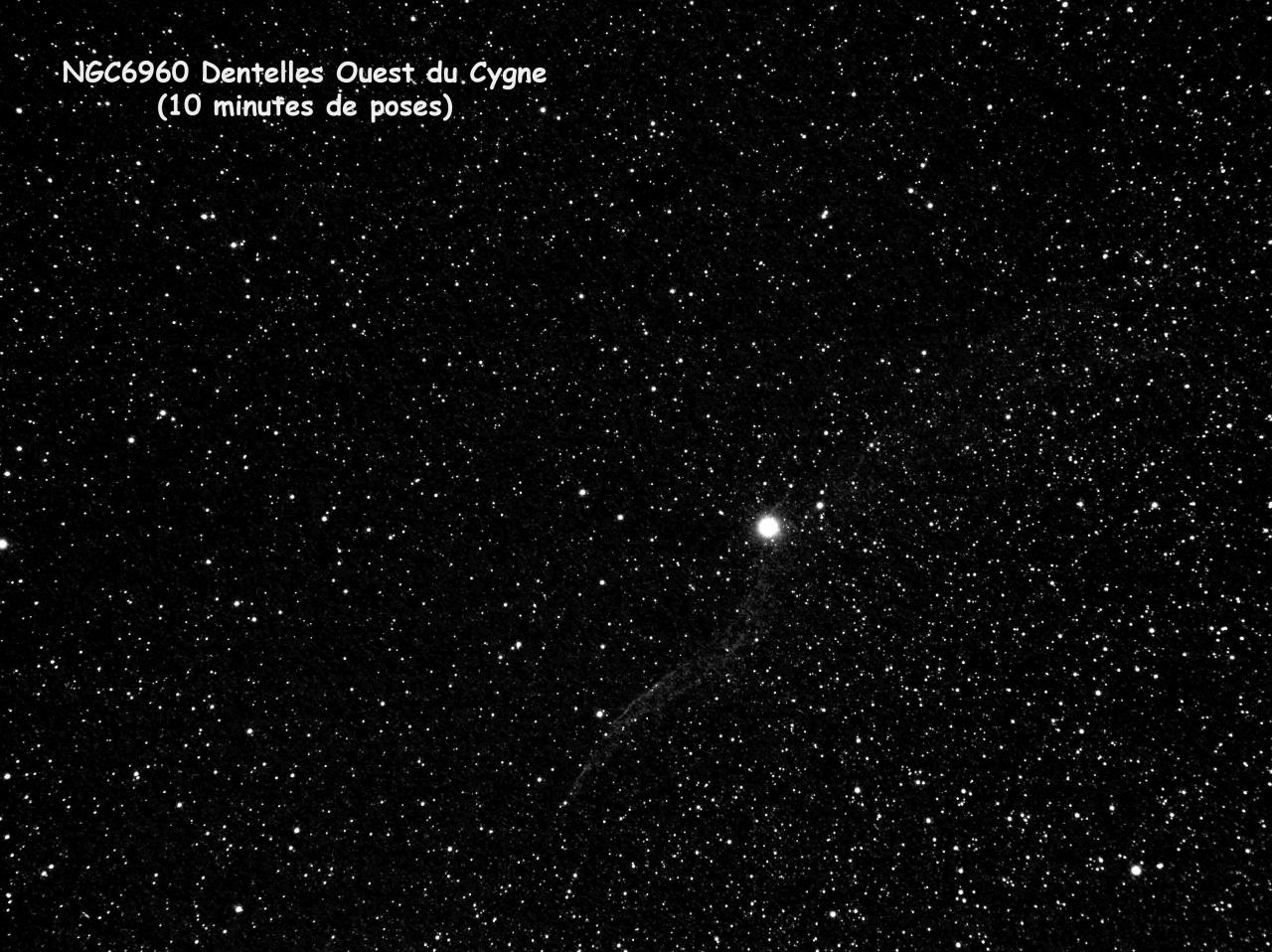 NGC6960 Dentelles ouest du Cygne en noir et blanc